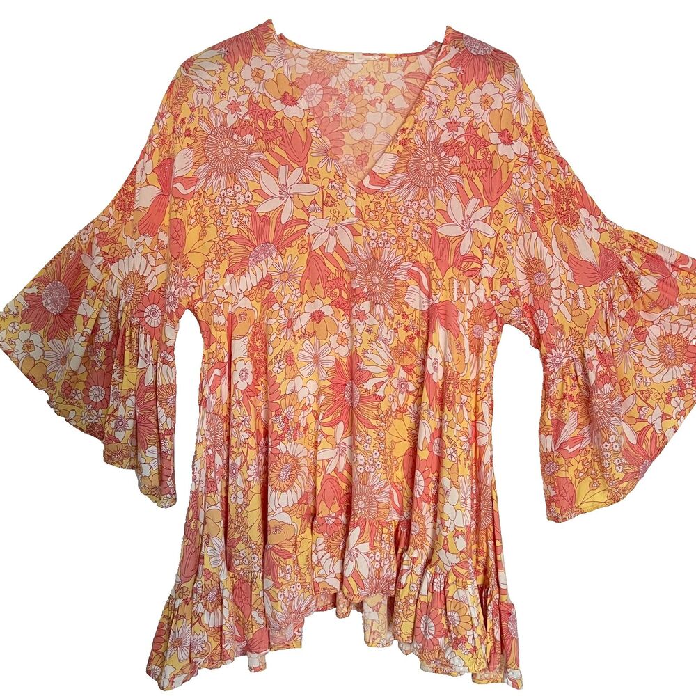 Love the Label dress M mini daisy floral bell sleeve ruffle boho